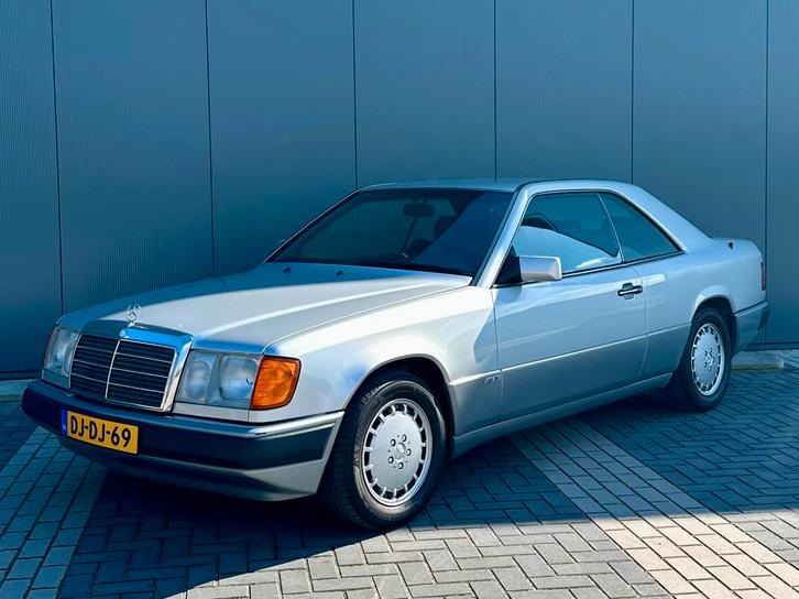 Mercedes-Benz 230 CE AUT SPORTLINE ORIG. NL, Auto's, Mercedes-Benz, Particulier, 200-Serie, Benzine, Coupé, Automaat, Origineel Nederlands