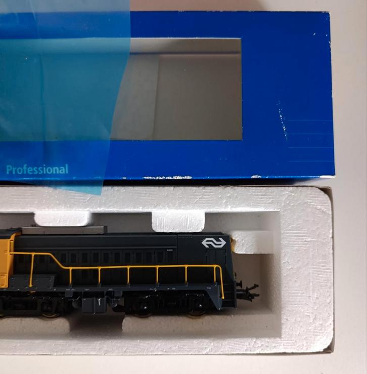 Roco Wisselstroom digitaal NS 2215 Diesellocomotief, Hobby en Vrije tijd, Modeltreinen | H0, Ophalen of Verzenden