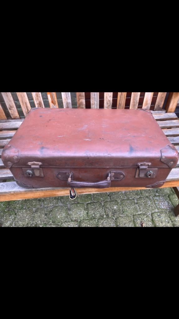 Oude antieke koffer jaren 30, Sieraden, Tassen en Uiterlijk, Koffers, Ophalen of Verzenden, Gebruikt, Overige materialen, Minder dan 50 cm