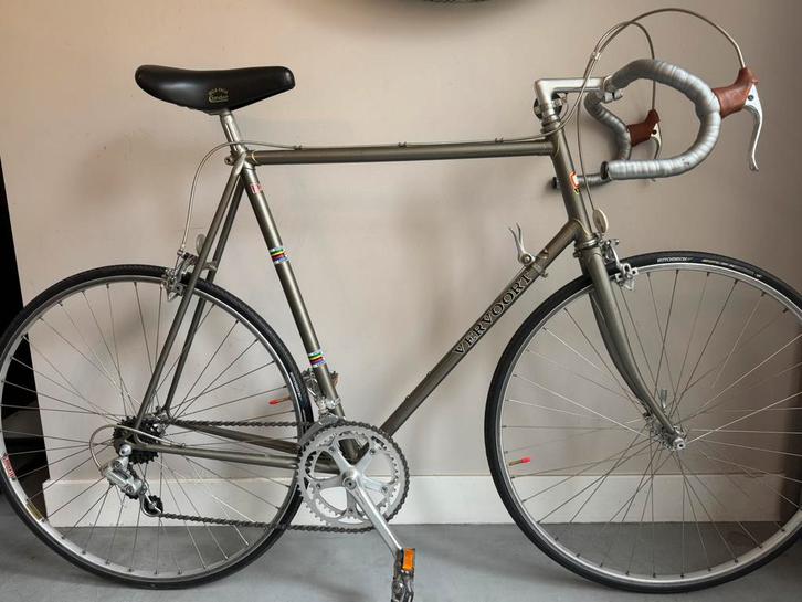 Vintage racefiets Vervoort a la Peugoet en Raleigh, Fietsen en Brommers, Fietsen | Oldtimers, Ophalen of Verzenden
