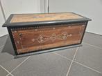 Houten kist met parelmoer inlegwerk, Huis en Inrichting, Minder dan 50 cm, 50 tot 100 cm, Onbekend, Ophalen of Verzenden