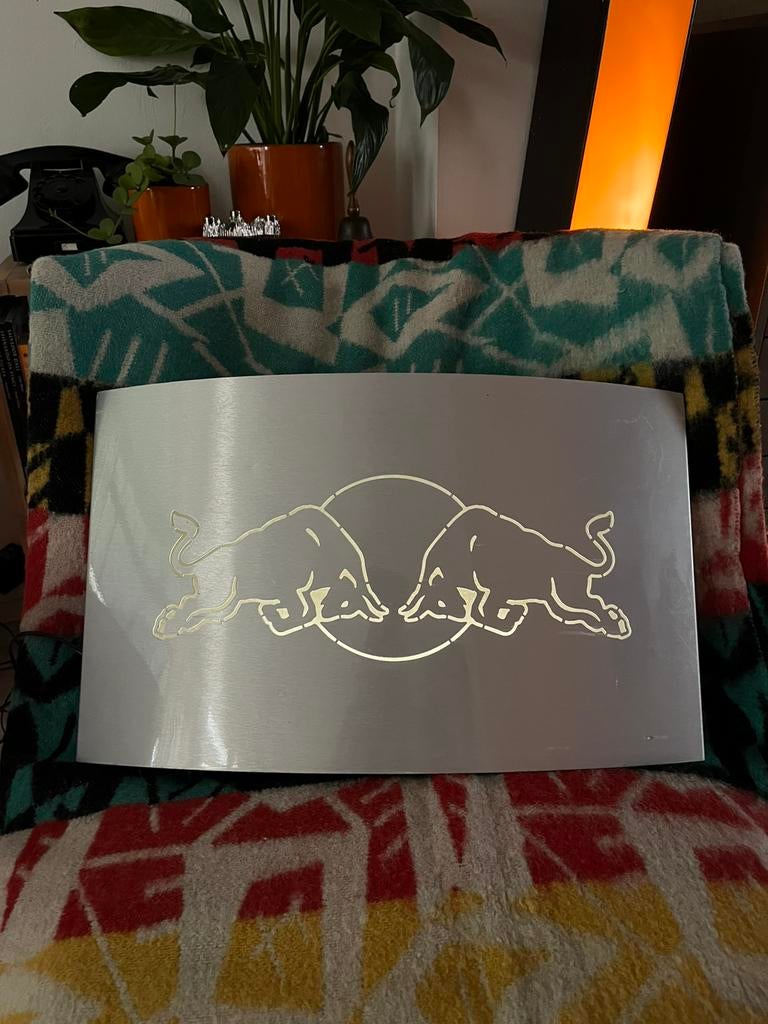 Vintage aluminium Red Bull reclame lichtbak, Gebruikt, Lichtbak of (neon) lamp, ?, ?
