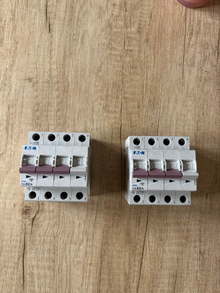Eaton installatieautomaat 32 amp, Doe-het-zelf en Verbouw, Elektra en Kabels, Ophalen of Verzenden, Gebruikt, Overige typen