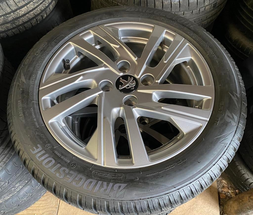 ALS NW 16” Peugeot 208 2024 velgen + 195/55 R16 winterbanden, Auto-onderdelen, Banden en Velgen, 16 inch, Banden en Velgen, Nieuw