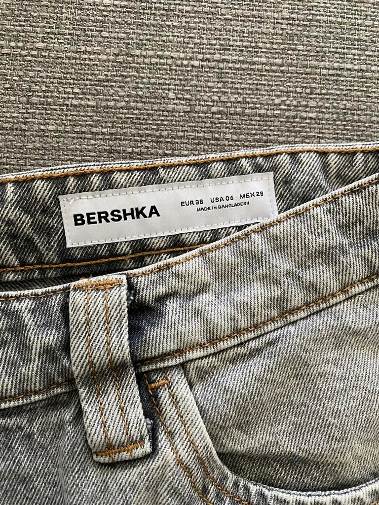 Bershka Jorts - Maat 38, Kort, Grijs, Gedragen, Ophalen
