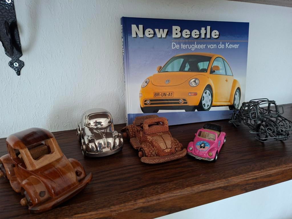 Miniatuur VW Kever auto's met 'New Beetle' boek, Ophalen, Gebruikt, Auto