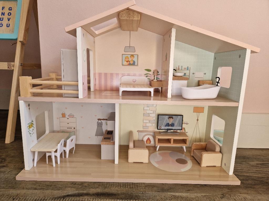 Poppenhuis, Ophalen of Verzenden, Gebruikt, Poppenhuis