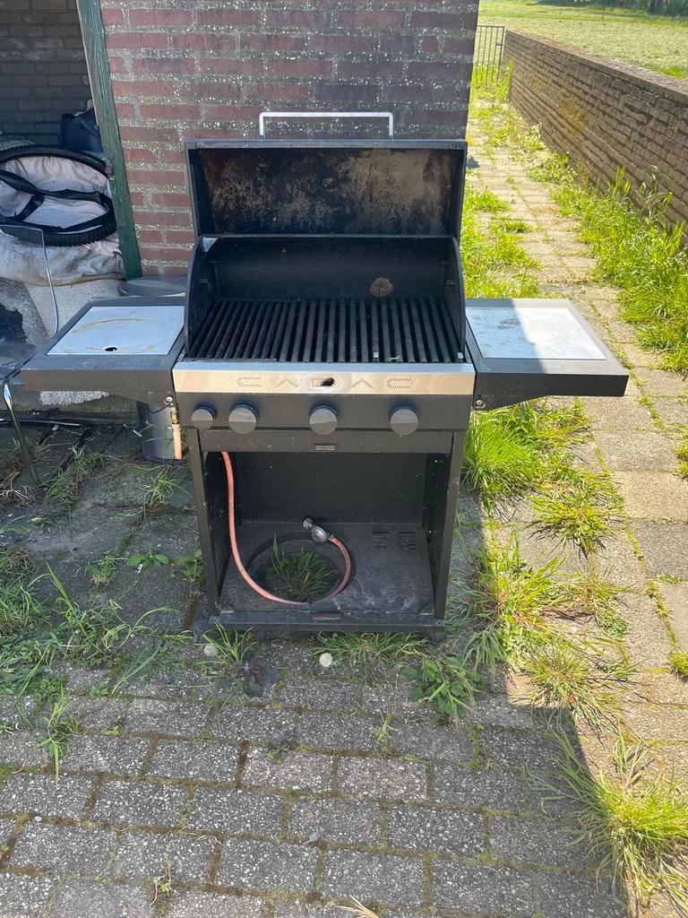 Gasbarbecue - Werkt perfect, heeft liefde nodig!, Ophalen, Gebruikt