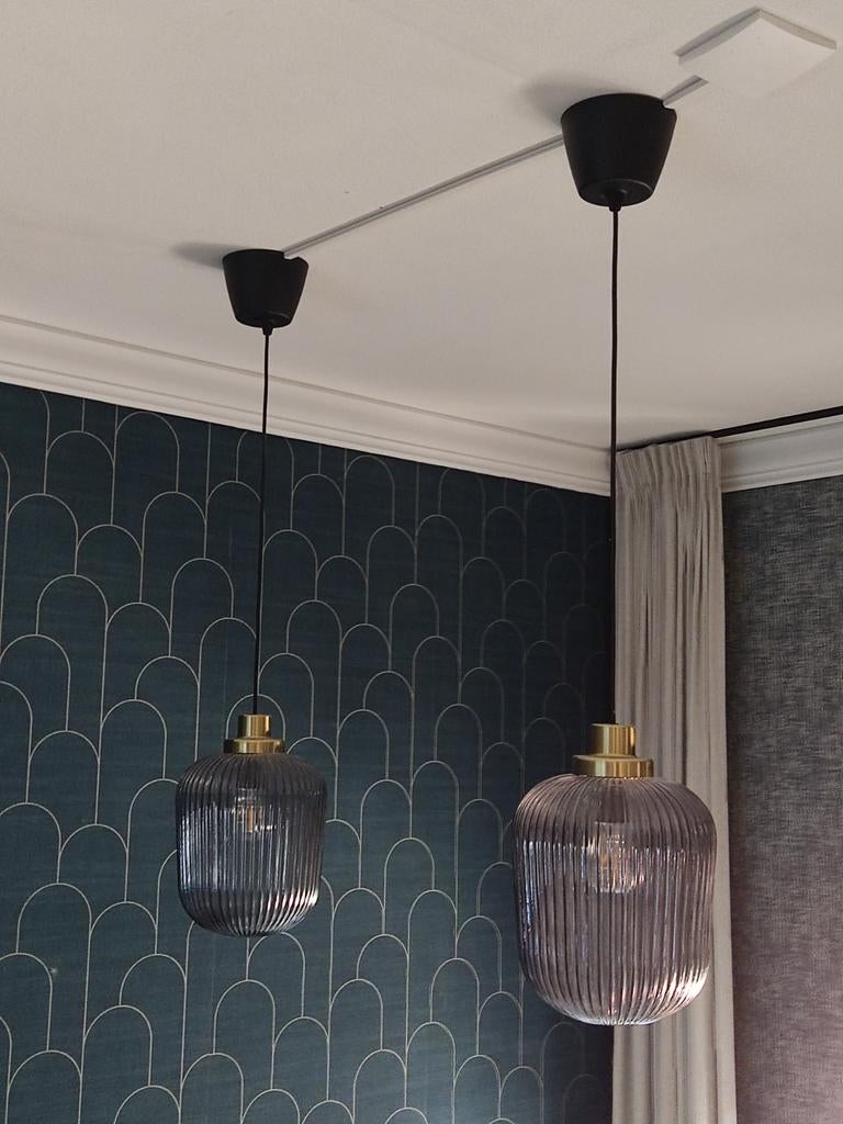 Set van 2 Solklint hanglampen messing/grijs glas, Huis en Inrichting, Lampen | Hanglampen, Gebruikt, Minder dan 50 cm, Glas, Metaal