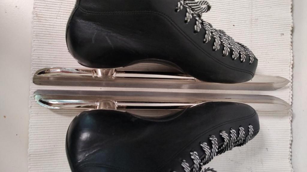 S536 Viking Mid Laag maat 40. geslepen, Sport en Fitness, Schaatsen, Viking, Gebruikt, Viking, Almere