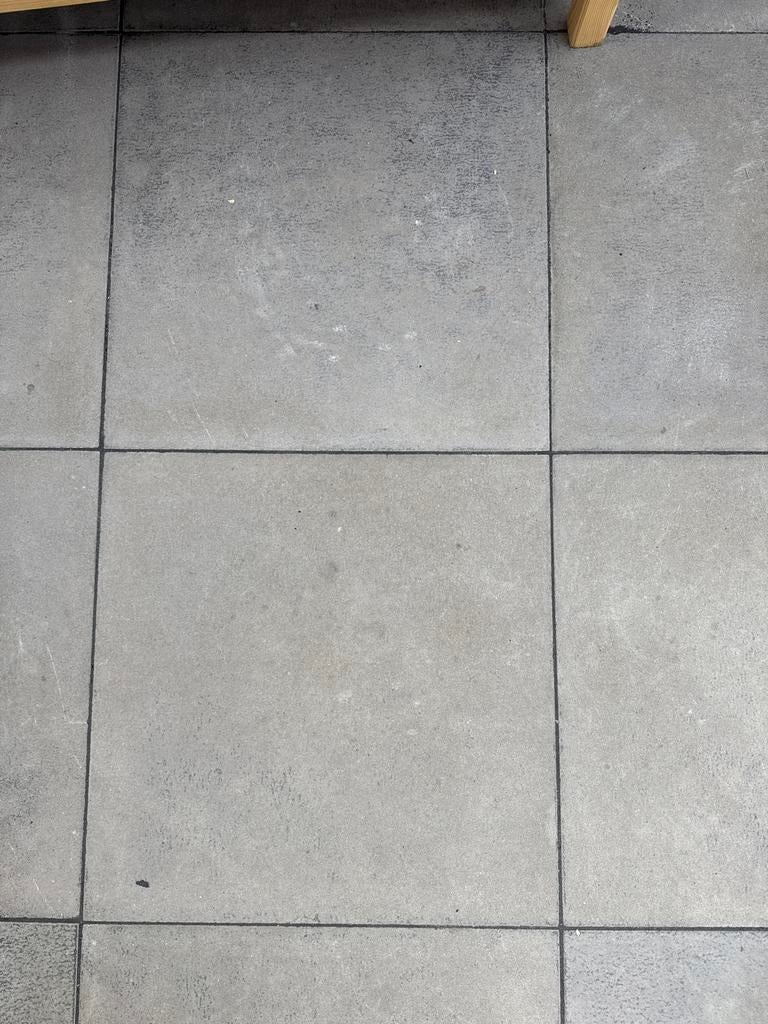 Gratis 15 betontegels 60x60x4 cm, Tuin en Terras, Tegels en Klinkers, Ophalen, Gebruikt, 5 tot 10 m², Beton