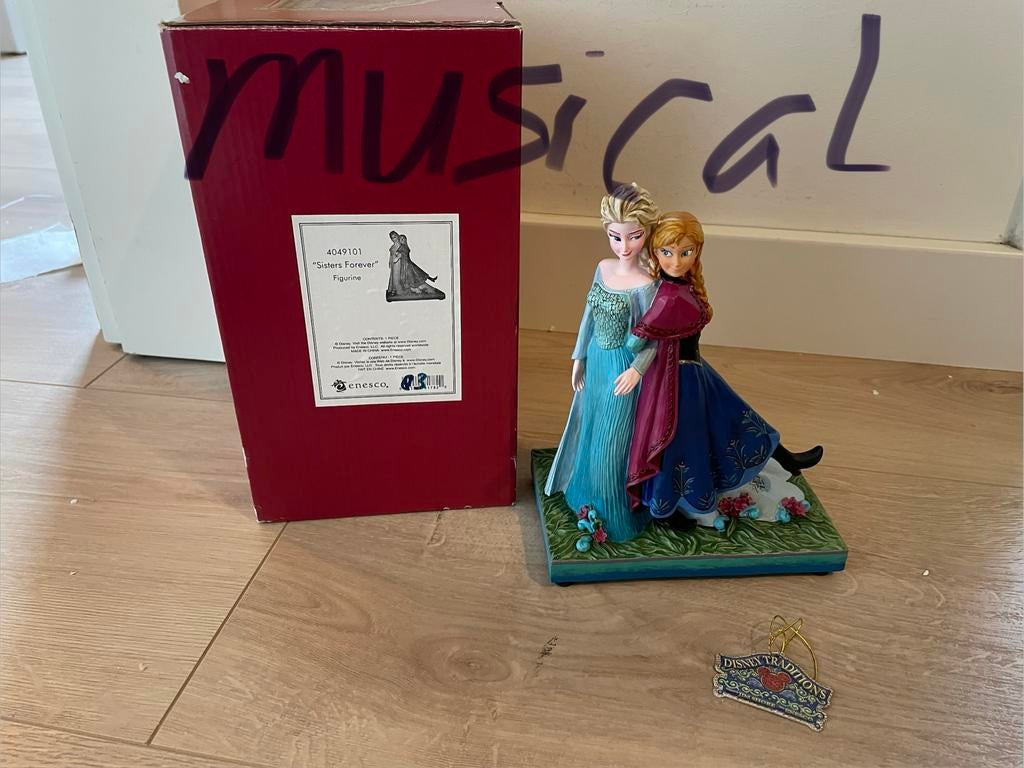 MUSICAL 🎵  Jim Shore - Disney Traditions Frozen Elsa & Anna, Ophalen of Verzenden, Overige figuren, Zo goed als nieuw, Beeldje of Figuurtje
