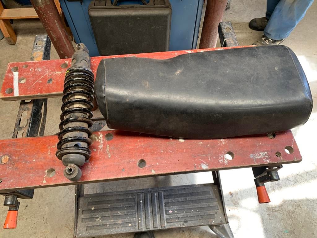 Yamaha YZ80 zadel en achterveer, Ophalen of Verzenden, Zadel, Yamaha