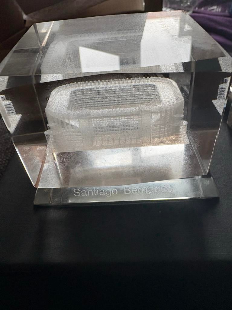Real Madrid Hologram in Kristal Stadion met sleutelhanger, Ophalen of Verzenden