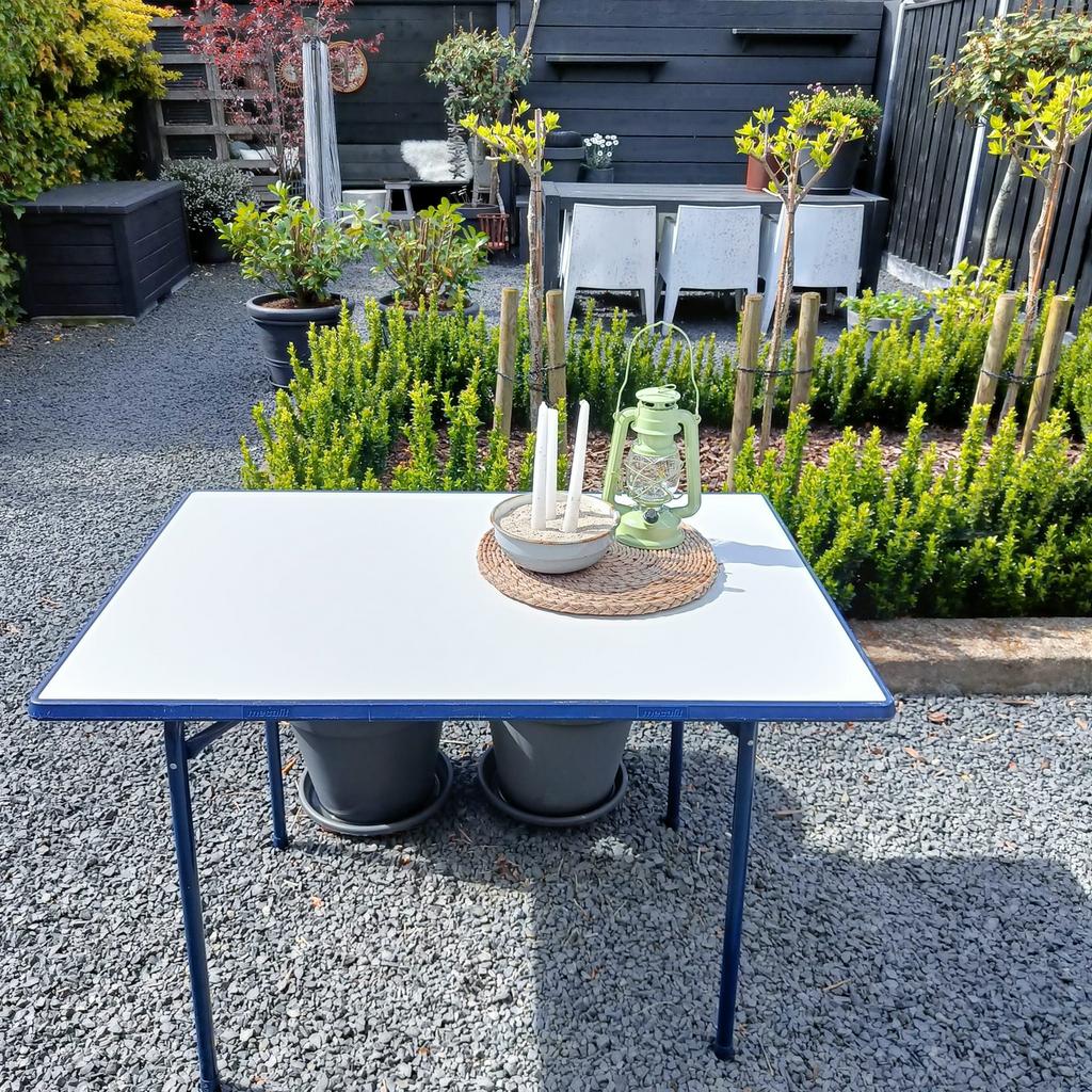 Campingtafel Mecalit, Ophalen, Zo goed als nieuw, Campingtafel