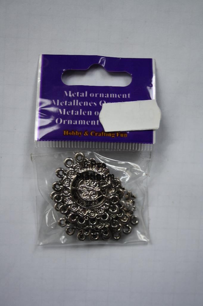1 zakje a 6 stuks metalen hangertjes/ornamentjes 3 cm, Ophalen of Verzenden, Nieuw, Hanger