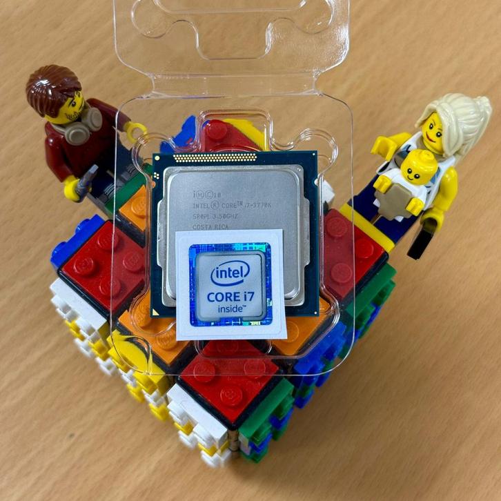 Intel Core i7-3770K Processor, Computers en Software, Processors, Zo goed als nieuw, 4-core, 3 tot 4 Ghz, Ophalen of Verzenden