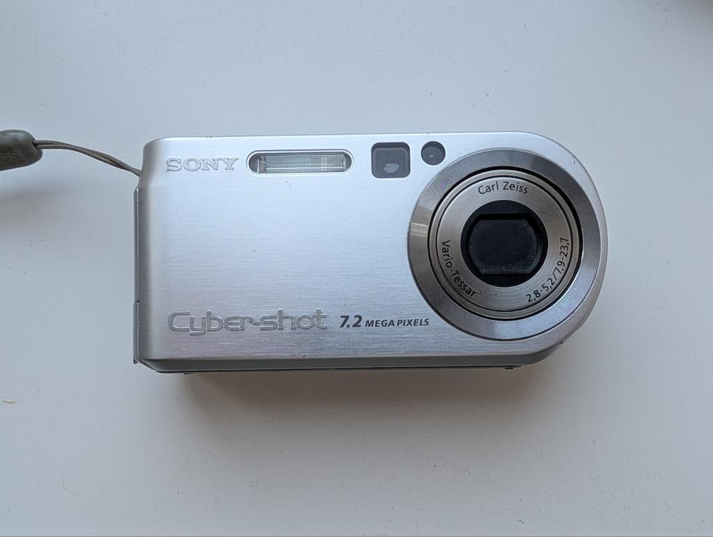 Sony Cyber-shot DSC-P200 Digitale Compact Camera, Audio, Tv en Foto, Fotocamera's Digitaal, Gebruikt, Compact, Ophalen of Verzenden