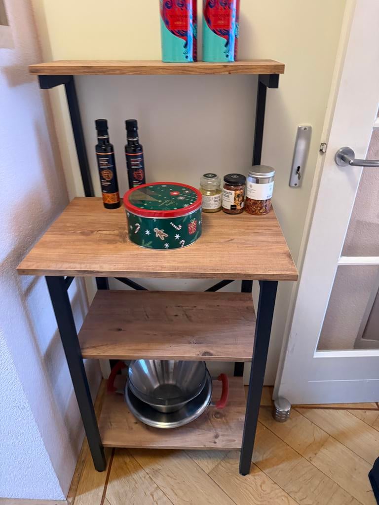 Houten stellingkast met metalen frame, Ophalen, Zo goed als nieuw