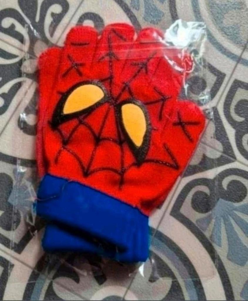Nieuwe Spiderman kinderhandschoenen. Perfect voor kleine sup, Jongen of Meisje, Nieuw, Ophalen of Verzenden, 104 of kleiner