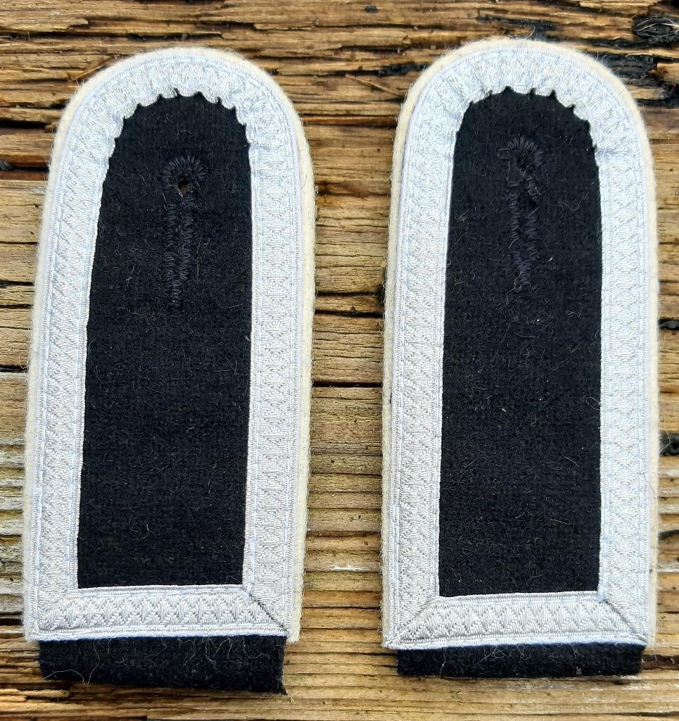 Duitsland onderofficier schouderstukken elite model WW2, Verzamelen, Militaria | Tweede Wereldoorlog, Ophalen of Verzenden, Landmacht