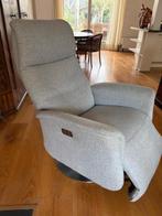 Relaxfauteuil (elektrisch verstelbaar), Huis en Inrichting, Fauteuils, Ophalen, Minder dan 75 cm, Zo goed als nieuw, Stof