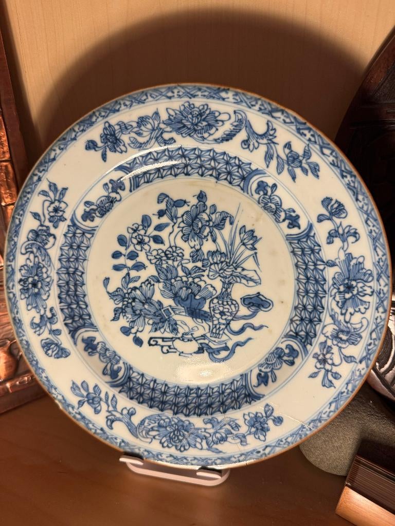 Antiek Chinees blauw-wit bord, Ophalen of Verzenden