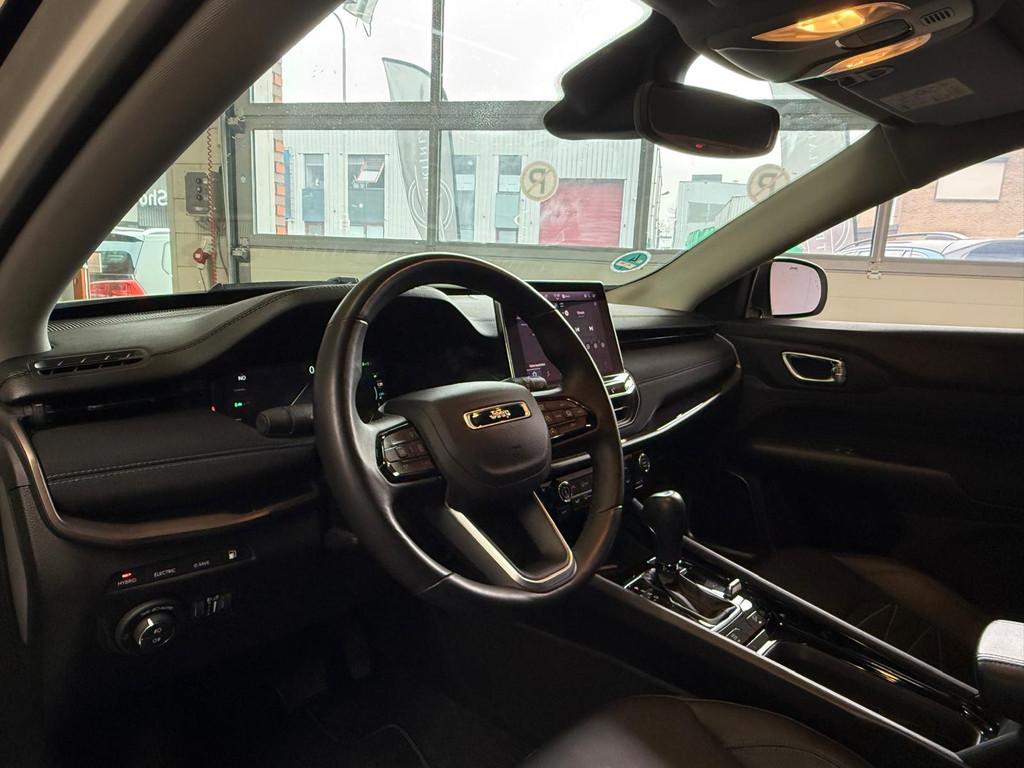 Jeep Compass 4xe 240 PHEV Upland Automaat, Stoel/Stuur Verwa, Auto's, Jeep, Automaat, 1250 kg, 4 cilinders, Adaptive Cruise Control