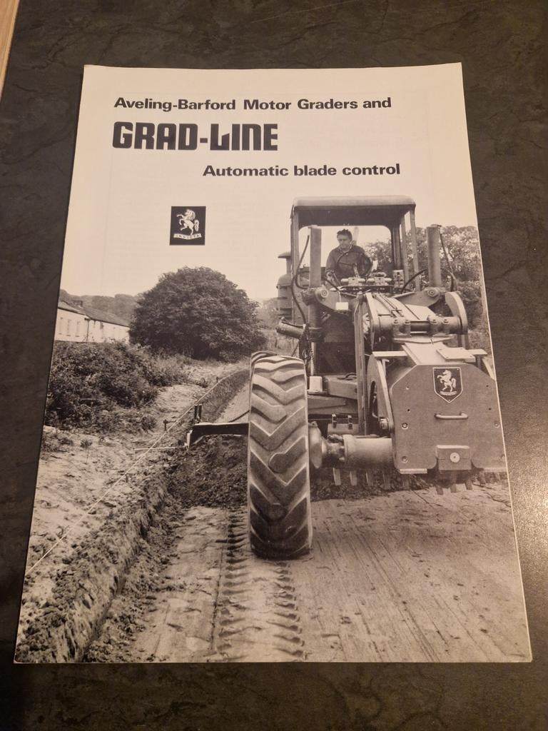 Aveling-Barford Motor Graders en GRAD-LINE brochure, Ophalen of Verzenden, Gelezen, Aveling-Barford