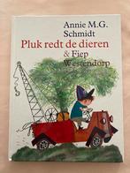 Pluk redt de dieren - Annie M.G. Schmidt & Fiep Westendorp, Boeken, Ophalen of Verzenden, Gelezen, Fictie algemeen