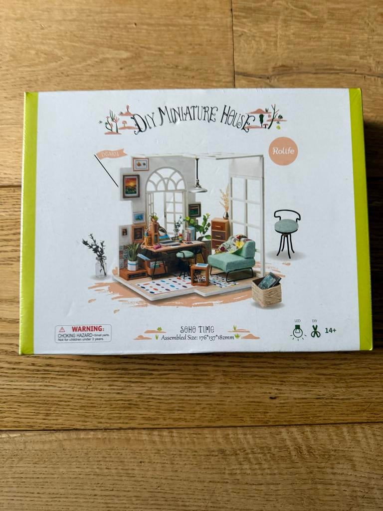 Rolife DIY Miniatuur Huis Soho Time, Hobby en Vrije tijd, Knutselen, Gebouwen, Nieuw, Meerkleurig, Overige merken