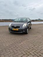 Toyota Yaris 1.3 16V Vvt-i 5DR 2008 Grijs, Auto's, Toyota, Voorwielaandrijving, 40 €/maand, 4 cilinders, Bedrijf