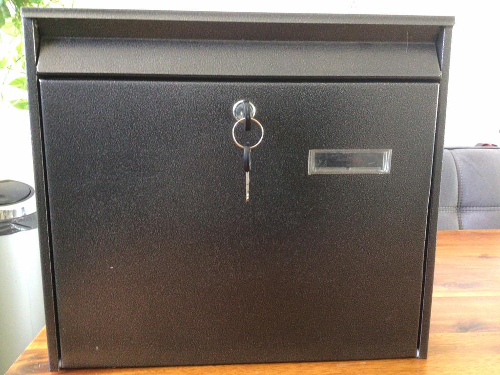 Brievenbus Castello 440 E, Tuin en Terras, Ophalen of Verzenden, Gebruikt, IJzer, Wandbrievenbus