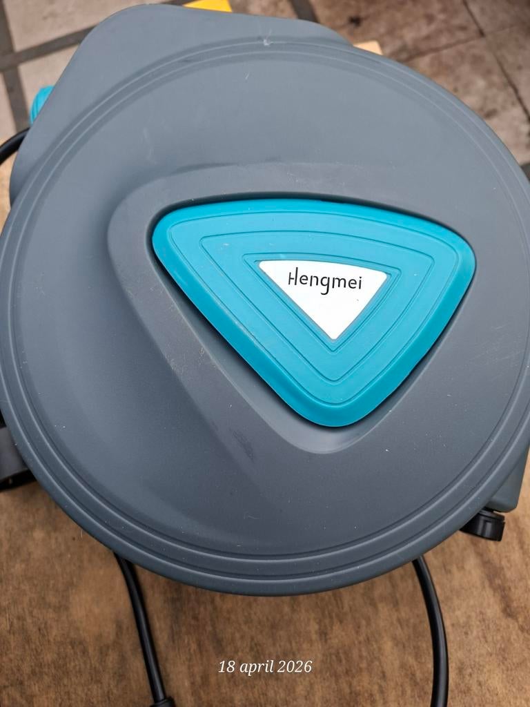 Hengmei wand Kabelhaspel 20m - Automatisch oprolbaar, Ophalen of Verzenden, Nieuw, Kabel of Snoer