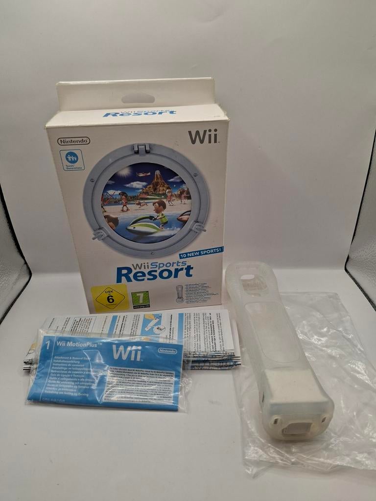 Wii sports resort big box ~ Compleet met wii motion plus, Spelcomputers en Games, Games | Nintendo Wii, Ophalen of Verzenden, Zo goed als nieuw