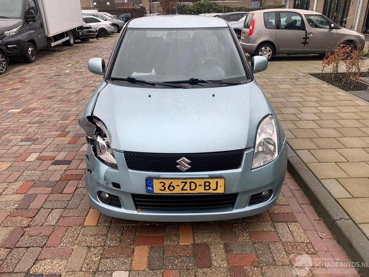 Suzuki Swift (bj 2007), Auto diversen, Schadeauto's, Suzuki, Handgeschakeld, Benzine, Hatchback, Blauw