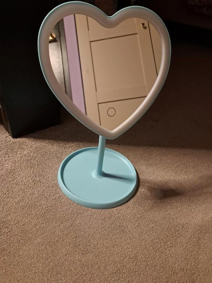 Blauwe Make-up Spiegel - Hartvormig, Huis en Inrichting, Woonaccessoires | Spiegels, Ophalen, Minder dan 50 cm, Nieuw, Minder dan 100 cm