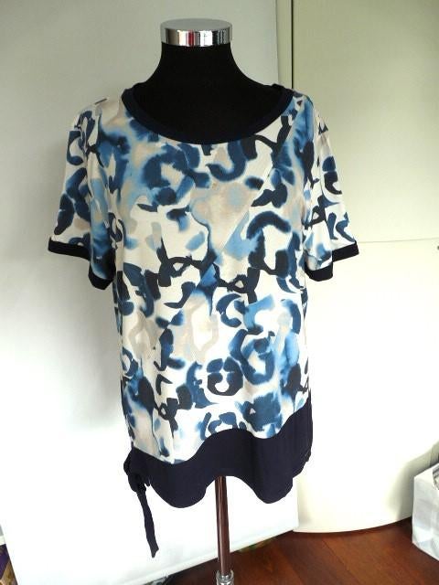 Elegante blauwe beige bloementop van Sophia Perla mt 42, Kleding | Dames, Blauw, Maat 42/44 (L), Ophalen of Verzenden, Zo goed als nieuw