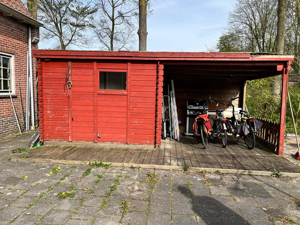 Blokhut met overkapping - Ideaal voor tuin en opslag, Ophalen, Blokhut, 1 raam, 500 cm of meer