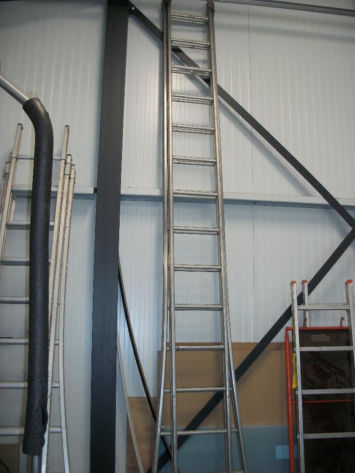 te koop ladders, Doe-het-zelf en Verbouw, Ladders en Trappen, Gebruikt, Ladder, 4 meter of meer, Opvouwbaar of Inschuifbaar, Ophalen