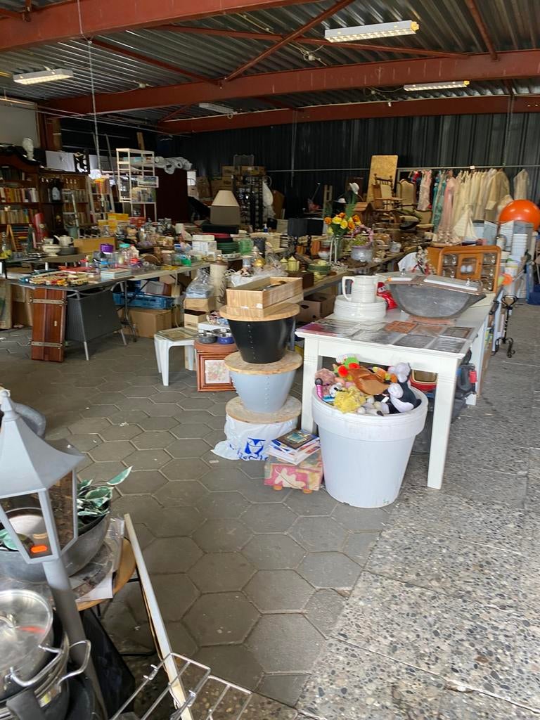 Kringloopwinkel de tol nikkelstraat 42 Lelystad, Ophalen, Zo goed als nieuw