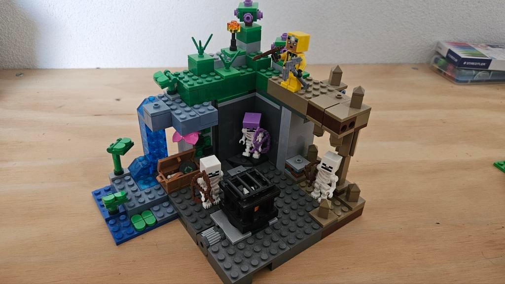 Minecraft skelet kerker lego 21189, Ophalen, Zo goed als nieuw, Complete set, Lego