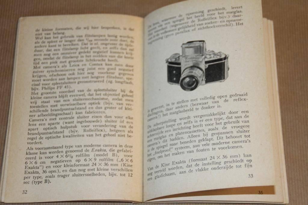 Wanneer een betere camera? - D. Helfferich, Ophalen of Verzenden, Gelezen, Fotografen