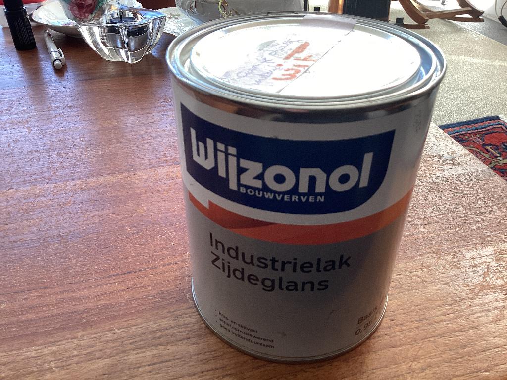 Verf, Doe-het-zelf en Verbouw, Verf, Beits en Lak, Nieuw, Lak, Minder dan 5 liter, Wit, Ophalen