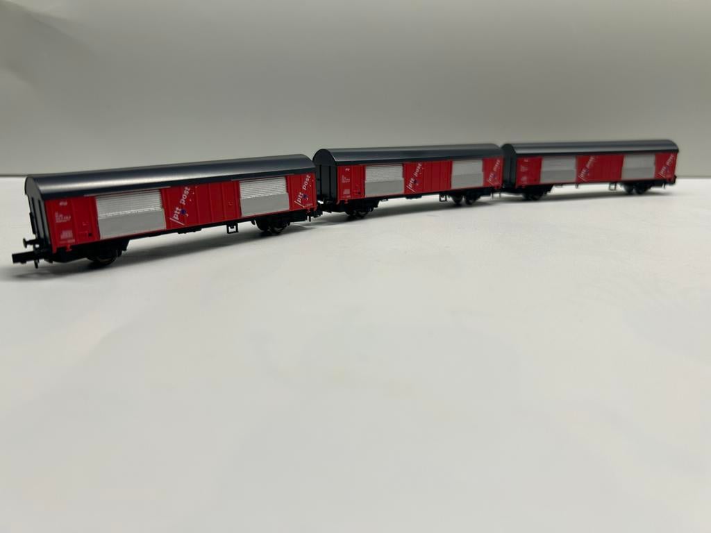 Drie Arnold NS postwagens voor N-spoor, Hobby en Vrije tijd, Modeltreinen | N-Spoor, Arnold, Wagon, Ophalen of Verzenden, NS