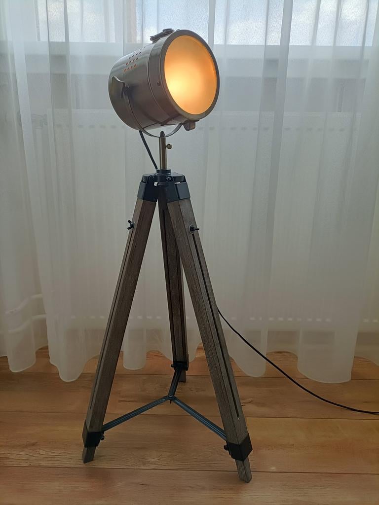 Mooie staande driepoot lamp, Ophalen, Zo goed als nieuw, Glas, Minder dan 100 cm