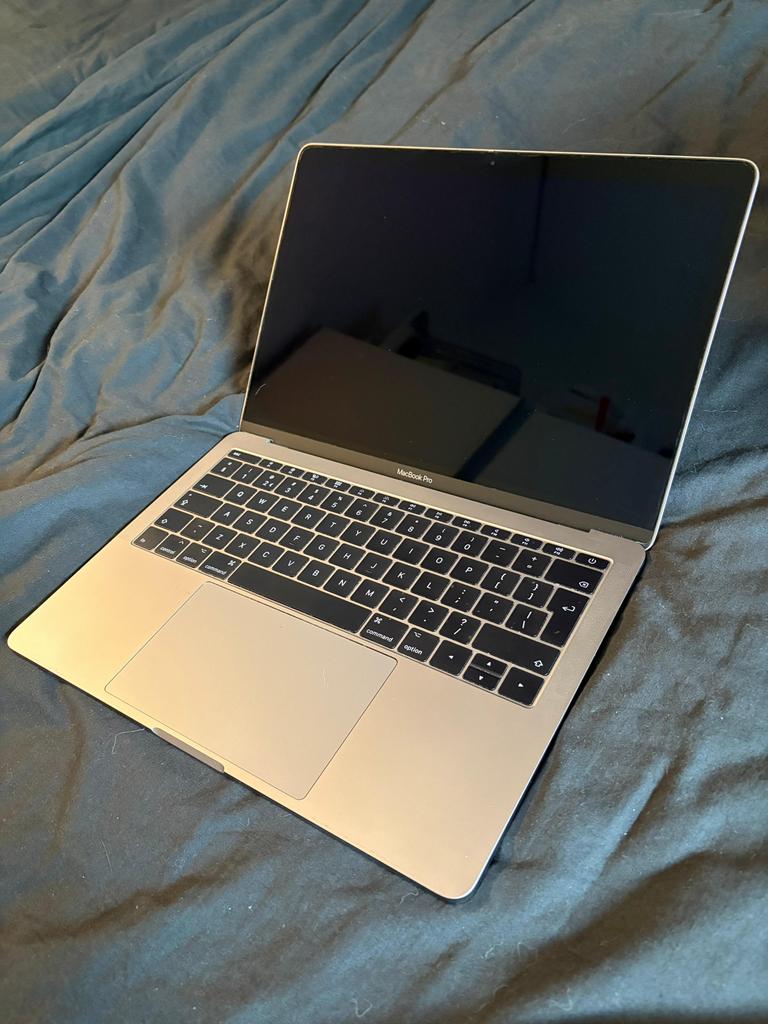 MacBook Pro 13 inch 2017, defect scherm, space gray, Computers en Software, Apple Macbooks, Gebruikt, MacBook Pro, 13 inch, 3 tot 4 Ghz