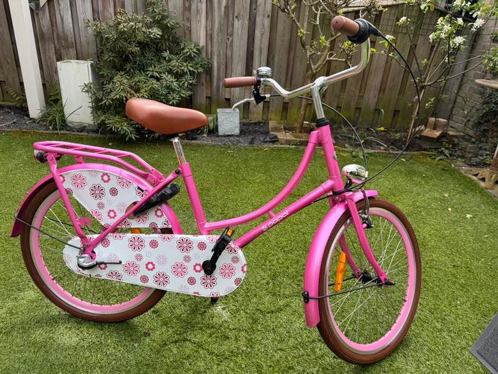 Popal Omafiets 22 inch (36 cm) in roze kleur. (6-9jaar oud), Fietsen en Brommers, Fietsen | Meisjes, Gebruikt, 22 inch, Ophalen