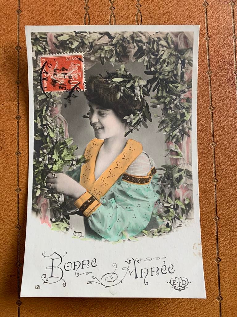 30-12-1908 Bonne Année - dame met maretakken, Verzamelen, Ansichtkaarten | Themakaarten, Ophalen of Verzenden, Voor 1920, Gelopen
