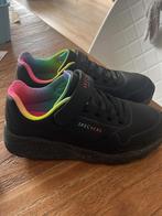 Zwarte Skechers maat 35, Ophalen, Zo goed als nieuw, Meisje, Schoenen